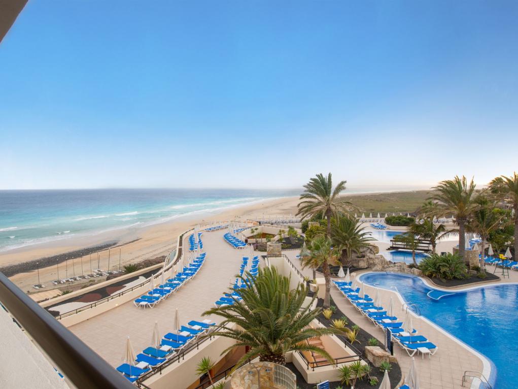 Iberostar Playa Gaviotas (also valid for Staff’s Family & Friends even if the Staff member is not travelling!)